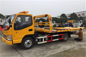 夷陵区哪里有拖车服务